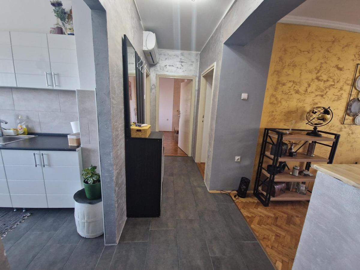 Aparmani Djuric Apartment Суботица Екстериор снимка