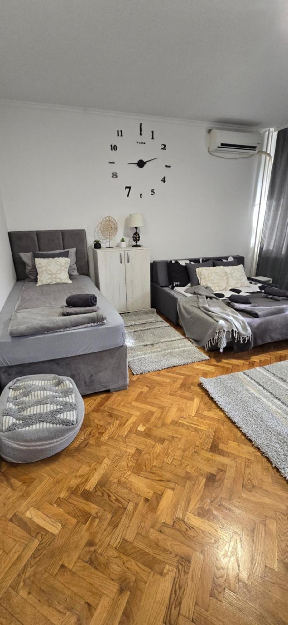 Aparmani Djuric Apartment Суботица Екстериор снимка